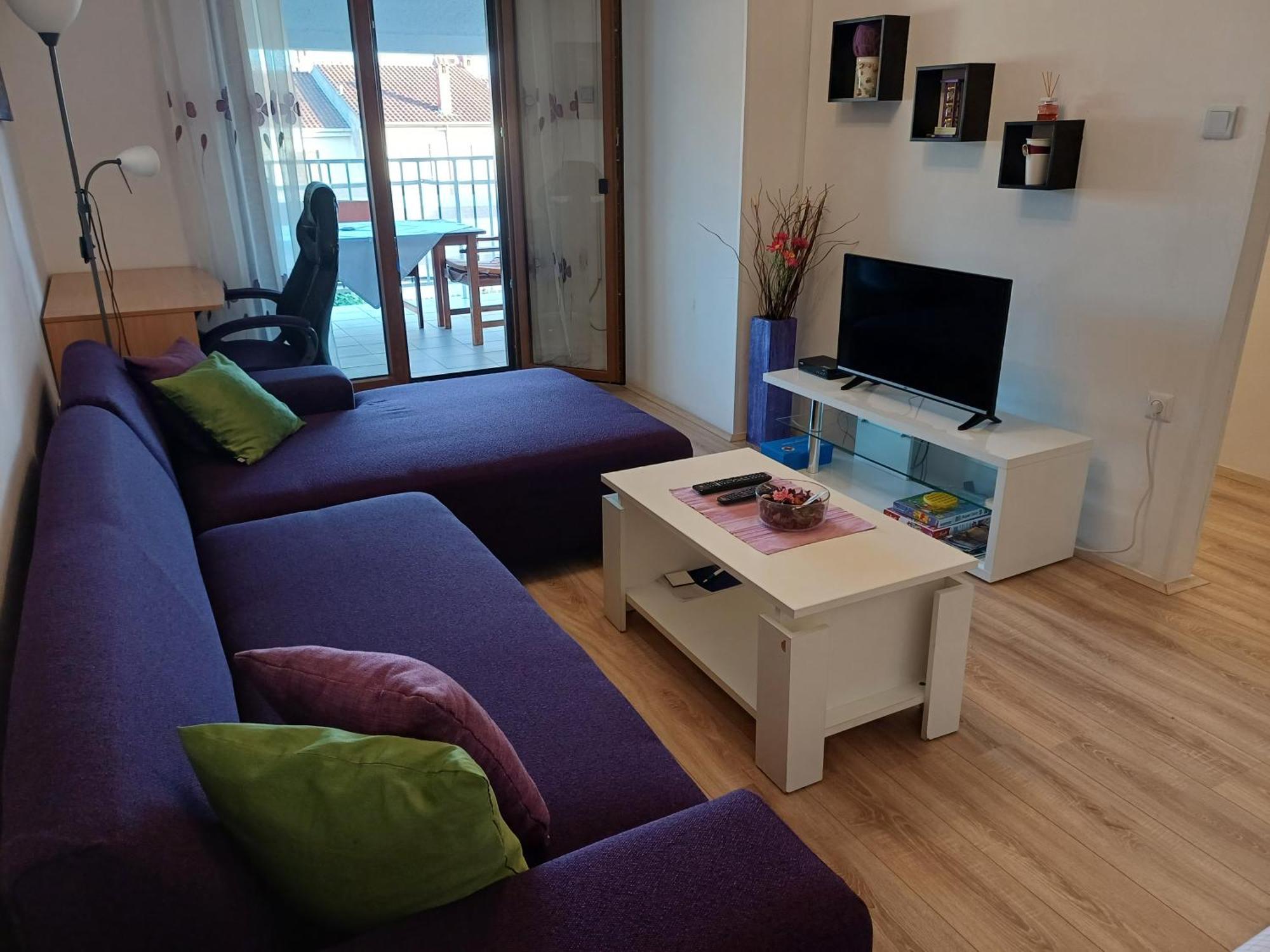 Apartments Lana พูลา ภายนอก รูปภาพ